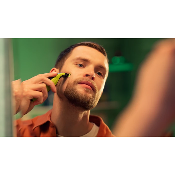 Philips OneBlade Face Hybrid Shaver & Trimmer - Image 2